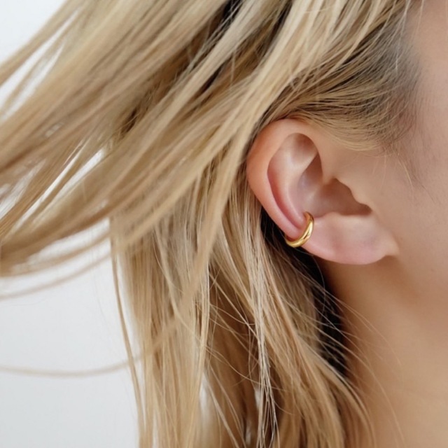 TODAYFUL(トゥデイフル)のLoro イヤーカフ　Line ear ゴールド レディースのアクセサリー(イヤーカフ)の商品写真