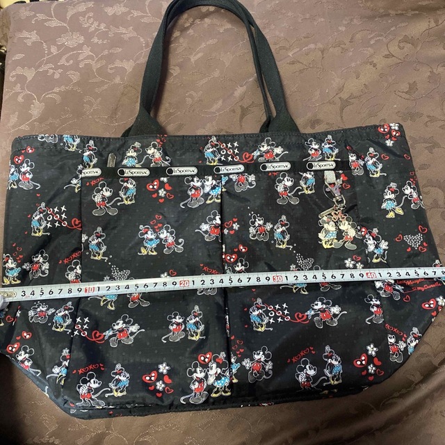 LeSportsac(レスポートサック)のレスポート　ミッキーミニー　ディズニー　未使用　まみこ様専用 レディースのバッグ(トートバッグ)の商品写真