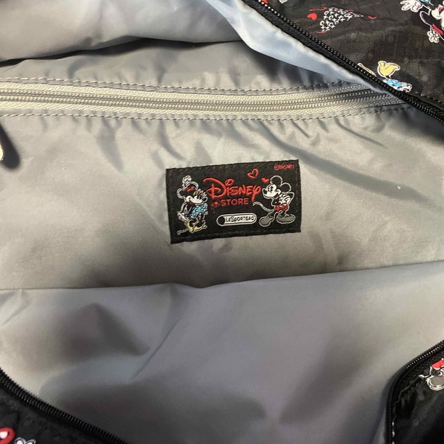 LeSportsac(レスポートサック)のレスポート　ミッキーミニー　ディズニー　未使用　まみこ様専用 レディースのバッグ(トートバッグ)の商品写真