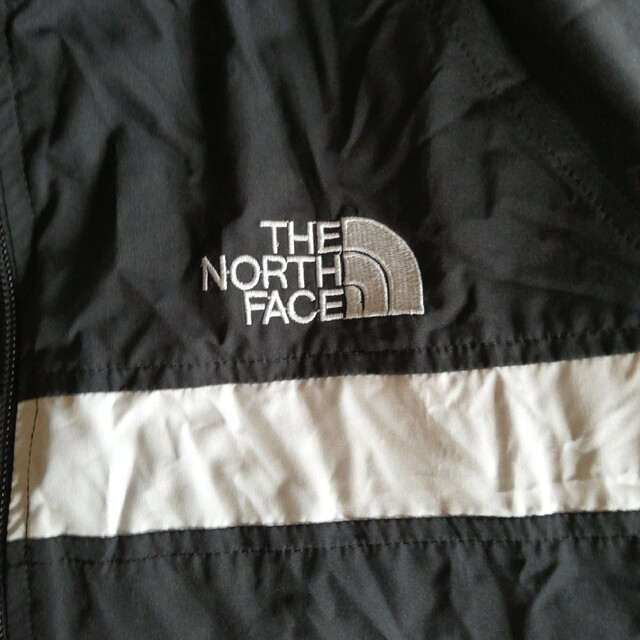 THE NORTH FACE(ザノースフェイス)のノースフェイス　ウィンドブレーカー スポーツ/アウトドアのランニング(ウェア)の商品写真