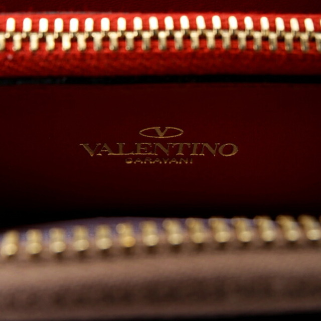 VALENTINO(ヴァレンティノ)の新品 ヴァレンティノ VALENTINO 長財布 ROCKSTUD SPIKE WALLET プードル レディースのファッション小物(財布)の商品写真