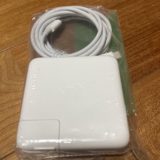 Apple 純正 TYPE-C アダプター 充電器(バッテリー/充電器)