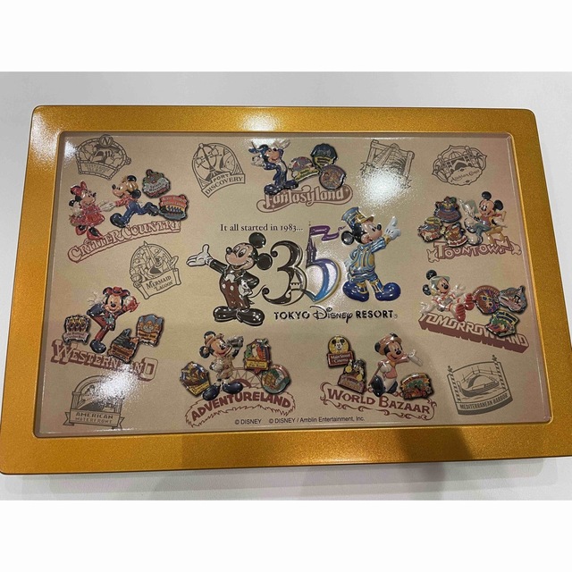 Disney(ディズニー)のディズニー　お菓子　空箱　3個セット エンタメ/ホビーのおもちゃ/ぬいぐるみ(キャラクターグッズ)の商品写真