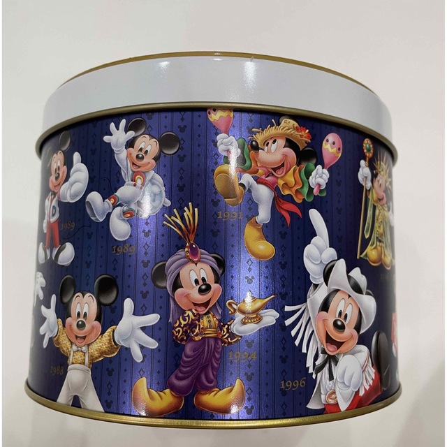 Disney(ディズニー)のディズニー　お菓子　空箱　3個セット エンタメ/ホビーのおもちゃ/ぬいぐるみ(キャラクターグッズ)の商品写真