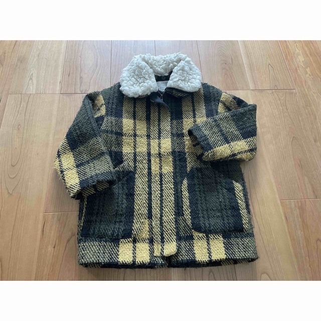 ZARA KIDS(ザラキッズ)のZARA キッズ　チェック柄　アウター キッズ/ベビー/マタニティのキッズ服女の子用(90cm~)(コート)の商品写真