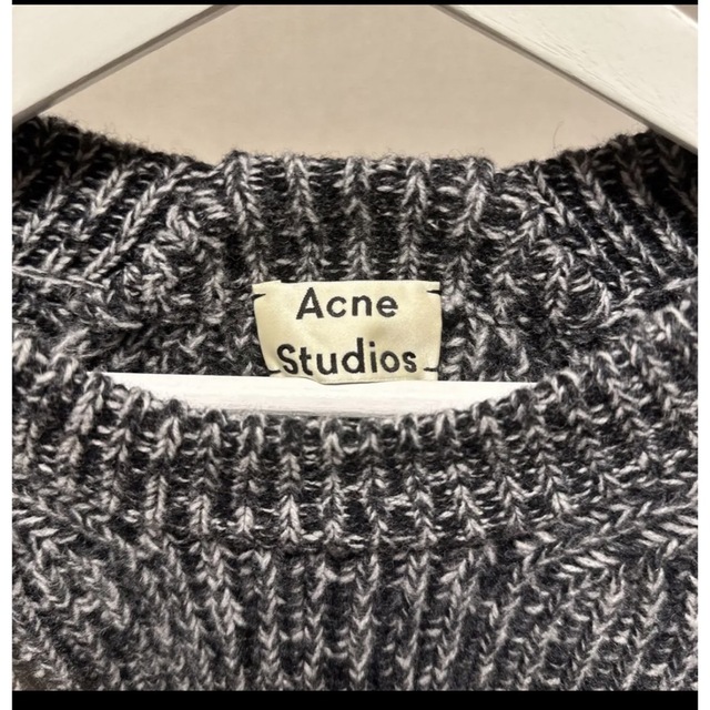 Acne Studios(アクネストゥディオズ)のAcne Studios厚手ニット レディースのトップス(ニット/セーター)の商品写真