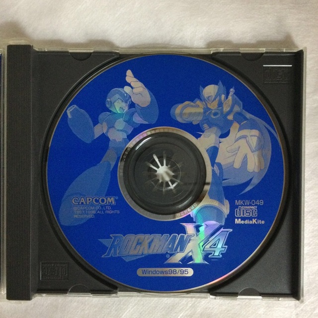 CAPCOM(カプコン)の「ROCKMAN X4」PC　KR0423 エンタメ/ホビーのゲームソフト/ゲーム機本体(PCゲームソフト)の商品写真