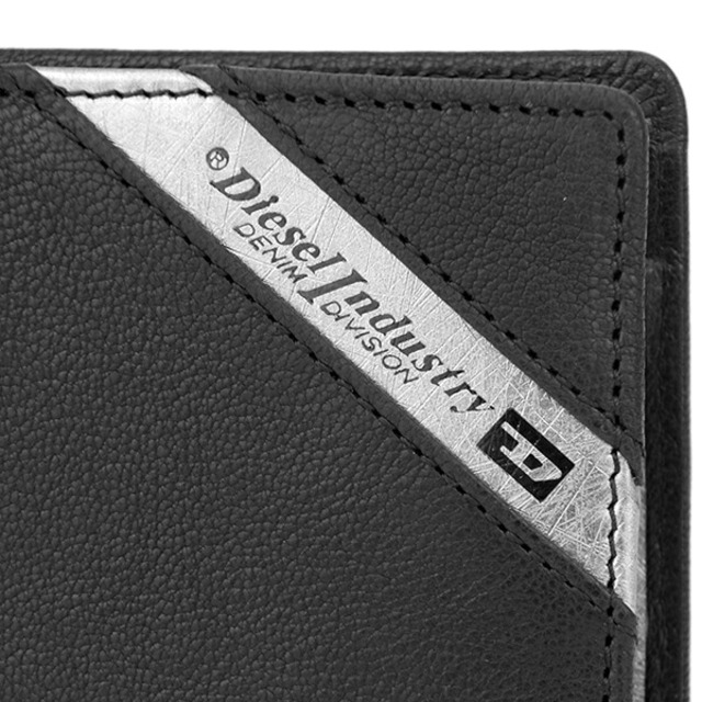 DIESEL(ディーゼル)の新品 ディーゼル DIESEL 2つ折り財布 HIRESH S ブラック 黒 メンズのファッション小物(折り財布)の商品写真