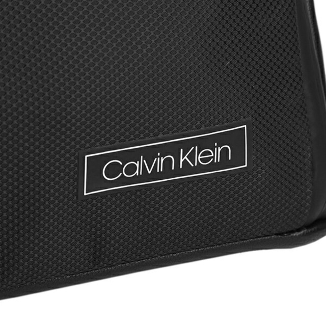 Calvin Klein(カルバンクライン)の新品 カルバン クライン CALVIN KLEIN リュックサック リビールド ブラック メンズのバッグ(バッグパック/リュック)の商品写真