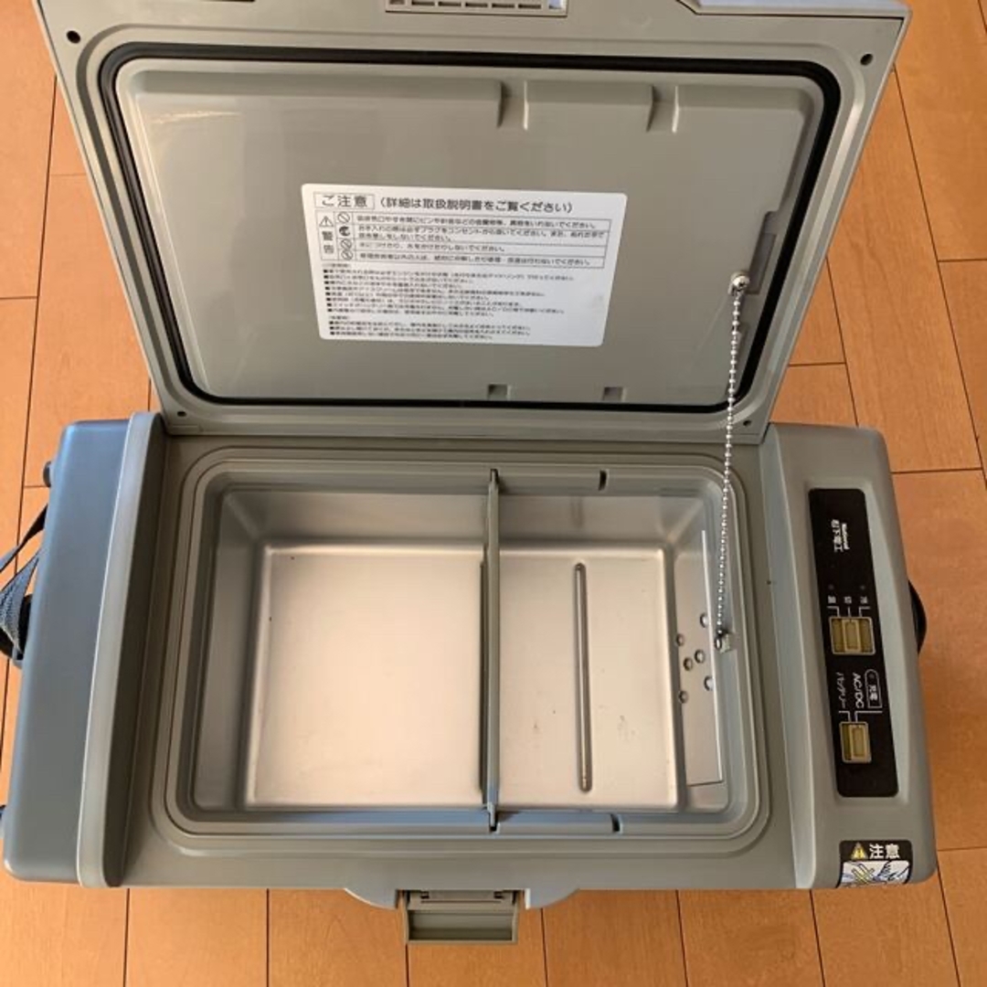 Panasonic RV GEAR ポータブル冷温蔵庫　ERV721 4