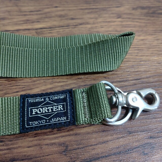 PORTER(ポーター)のPORTER　ネックストラップ　ポーター スマホ/家電/カメラのスマホアクセサリー(ネックストラップ)の商品写真