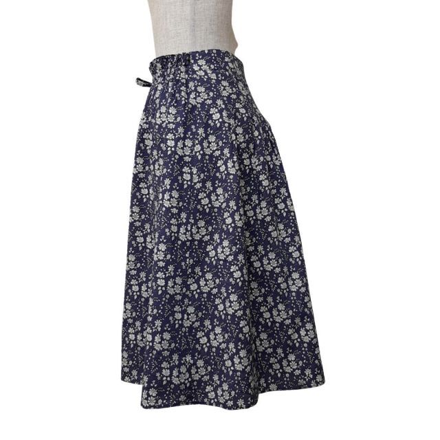 OLD ENGLAND(オールドイングランド)のOLD ENGLAND オールドイングランド フレアスカート 匿名配送 レディースのスカート(ロングスカート)の商品写真