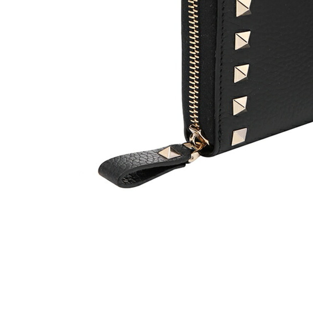 VALENTINO(ヴァレンティノ)の新品 ヴァレンティノ VALENTINO 長財布 ROCKSTUD WALLET ネロ レディースのファッション小物(財布)の商品写真