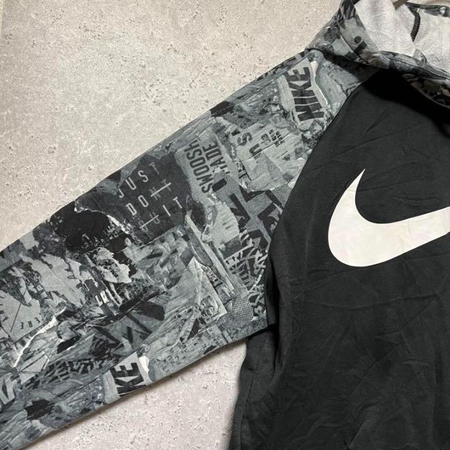 NIKE(ナイキ)のNIKE ナイキ パーカー ビッグロゴ ラグラン 柄 プリント ゆるダボ L メンズのトップス(パーカー)の商品写真