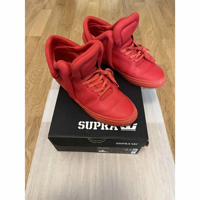 SUPRA(スープラ)のSUPRA FALCON RED 27.5cm mschf atom ミスチーフ メンズの靴/シューズ(スニーカー)の商品写真