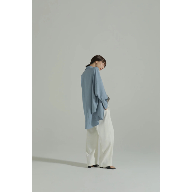 TODAYFUL(トゥデイフル)のlouren linen like over shirt (※店舗限定アイテム) レディースのトップス(シャツ/ブラウス(長袖/七分))の商品写真