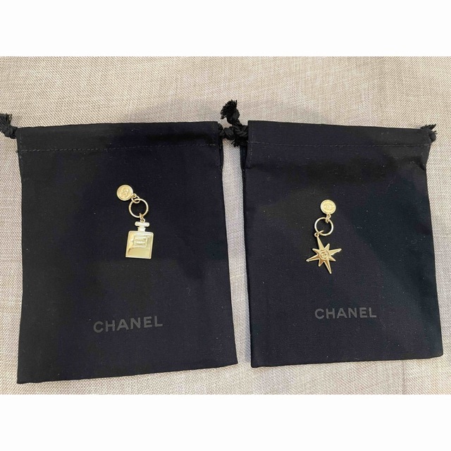 【バラ売り可】CHANEL 巾着袋　ホリデーチャーム　2個セット