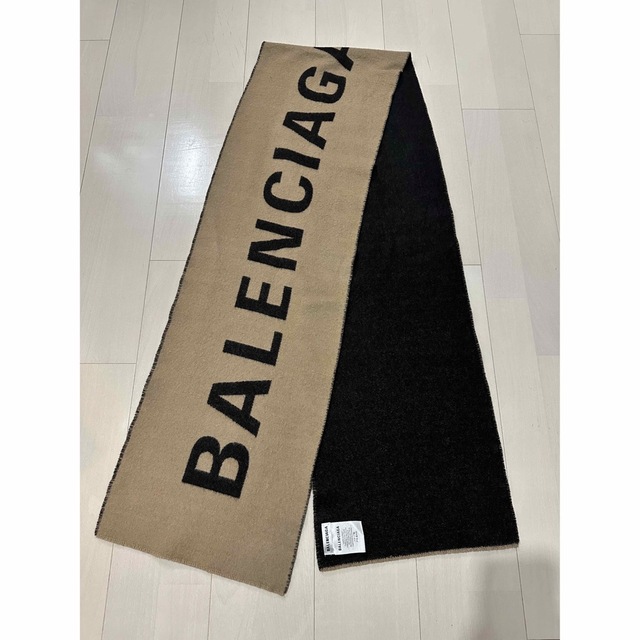 バレンシアガ BALENCIAGA マフラー