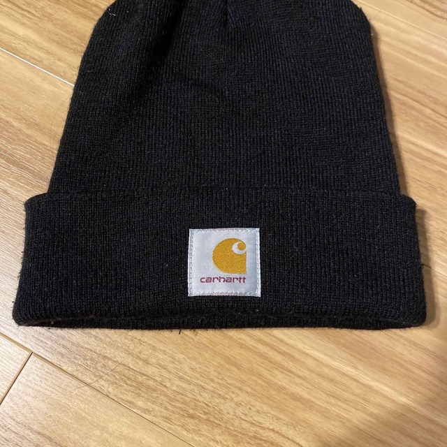 carhartt(カーハート)のカーハート　ニット帽 メンズの帽子(ニット帽/ビーニー)の商品写真