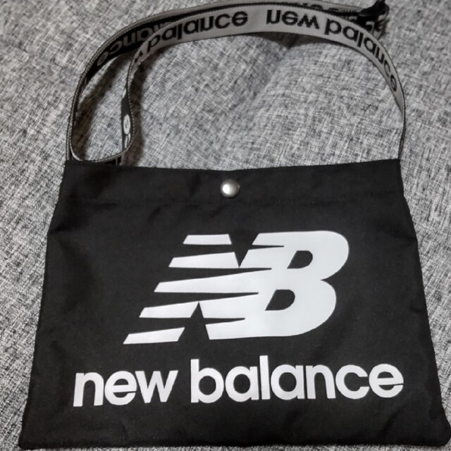 New Balance(ニューバランス)のニューバランスnew balanceショルダーバッグ マルチバックS ブラック メンズのバッグ(ショルダーバッグ)の商品写真