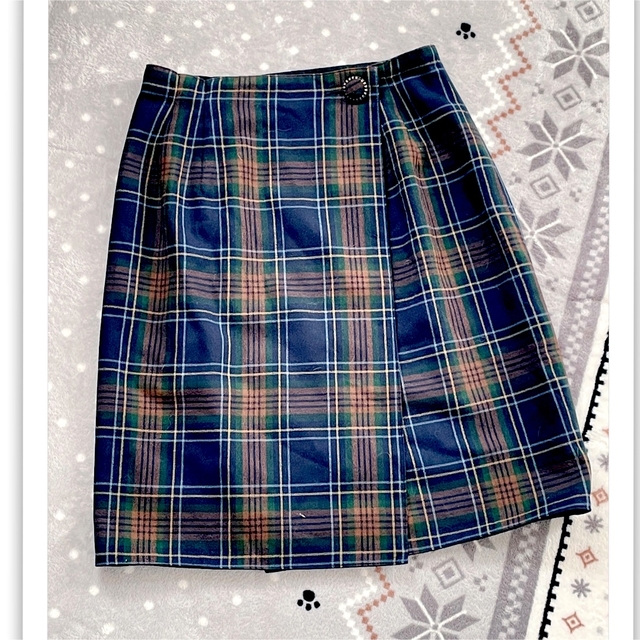 Lochie(ロキエ)の古着 スカート ヴィンテージ リバーシブル 巻きスカート レディースのスカート(ミニスカート)の商品写真