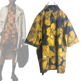 ドリスヴァンノッテン(DRIES VAN NOTEN)の【新品】ドリスヴァンノッテン フラワーシャツ  20ss 半袖シャツ(シャツ)