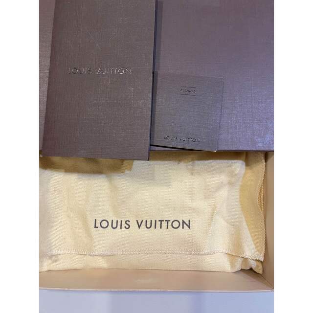 LOUIS VUITTON(ルイヴィトン)のルイヴィトン ポルトフォイユ イリス マヒナ 2つ折り長財布 レディースのファッション小物(財布)の商品写真