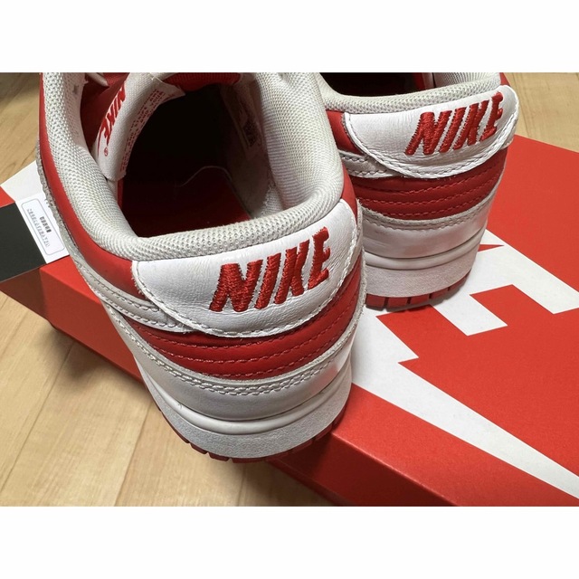 NIKE(ナイキ)のNIKE DUNK LOW CHAMPIONSHIP RED 28.0 メンズの靴/シューズ(スニーカー)の商品写真
