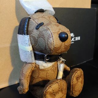 コーチ(COACH)のCOACH コーチ スヌーピー バッグ　チャーム キーホルダー(キーホルダー)