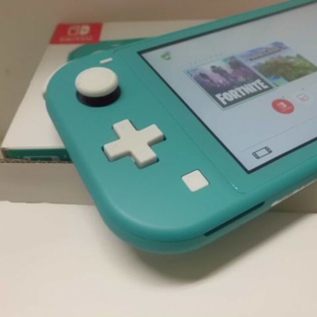 Nintendo Switch(ニンテンドースイッチ)のNintendo Switch Lite Turquoise任天堂スイッチライト エンタメ/ホビーのゲームソフト/ゲーム機本体(携帯用ゲーム機本体)の商品写真