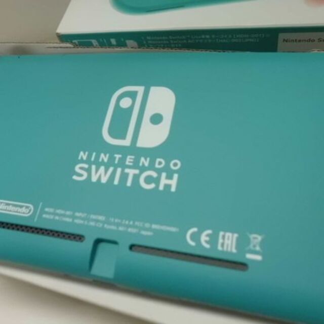 Nintendo Switch(ニンテンドースイッチ)のNintendo Switch Lite Turquoise任天堂スイッチライト エンタメ/ホビーのゲームソフト/ゲーム機本体(携帯用ゲーム機本体)の商品写真