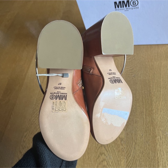 MM6(エムエムシックス)のMM6 Maison Margiela ブーツ　新品 レディースの靴/シューズ(ブーツ)の商品写真