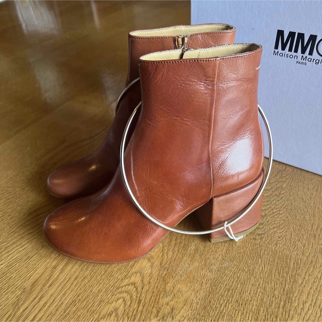 MM6(エムエムシックス)のMM6 Maison Margiela ブーツ　新品 レディースの靴/シューズ(ブーツ)の商品写真