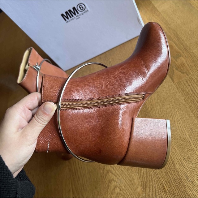 MM6(エムエムシックス)のMM6 Maison Margiela ブーツ　新品 レディースの靴/シューズ(ブーツ)の商品写真