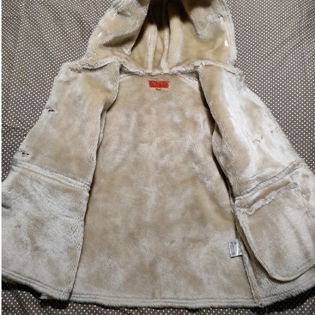 キッズ　コート　130cm　オフ　ホワイト キッズ/ベビー/マタニティのキッズ服女の子用(90cm~)(コート)の商品写真