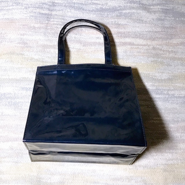 Kitamura(キタムラ)のKitamura（キタムラ）トートバッグ（小）　ダークブルー　新品未使用品 レディースのバッグ(トートバッグ)の商品写真