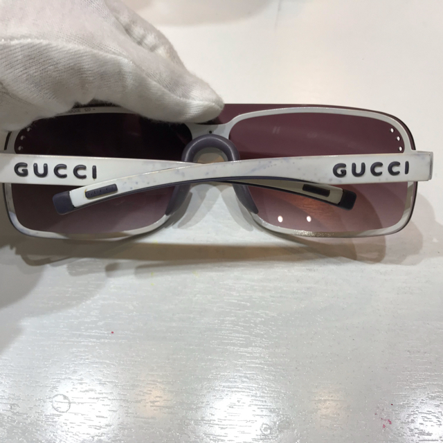 Gucci - グッチ サングラス GG 1828/S ホワイト✖️パープルの通販 by Gucci - グッチ サングラス GG 1828/S ホワイト✖️パープルの通販 by
