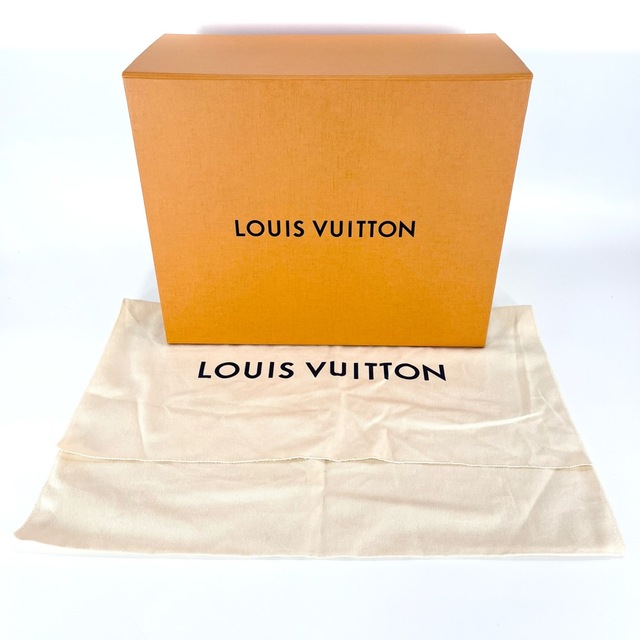 LOUIS VUITTON(ルイヴィトン)のLOUIS VUITTON ルイヴィトン 2WAY オンザゴーMM ハンドバッグ トートバッグ ブラウン 茶 かばん 鞄 M45321  モノグラムジャイアント・キャンバス  モノグラム・リバースキャンバス  ゴールド金具 レディース ギフト 美品【中古品】 レディースのバッグ(ショルダーバッグ)の商品写真