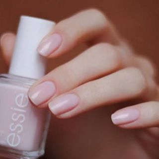 エッシー(Essie)の【essie】ネイルポリッシュ、乳白色ピンク(マニキュア)