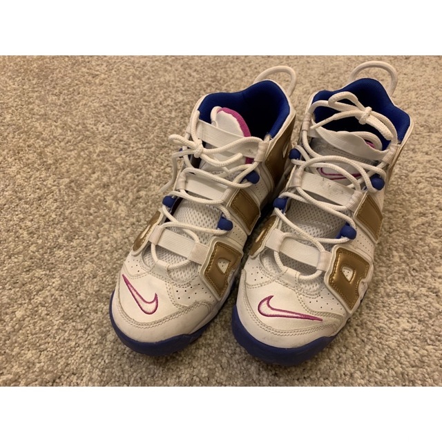 NIKE AIR MORE UPTEMPO（ナイキ　エア　モア　アップテンポ）