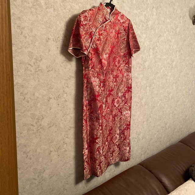 中国シルクのチャイナドレス日本の高級洋服屋さんでオーダーして縫ってもらいました。