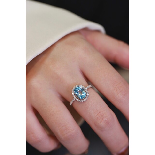 天然ダイヤモンド付きアクアマリンリングk18。 レディースのアクセサリー(リング(指輪))の商品写真