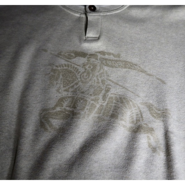 春夏秋冬の最新作商品 BurberryLondon ビッグホースロゴ トレーナー