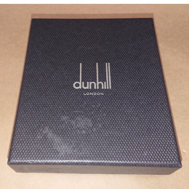 Dunhill(ダンヒル)のdunhill ダンヒル 二つ折り財布 カード・ポケット８箇所 未使用品 メンズのファッション小物(折り財布)の商品写真