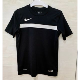 ナイキ(NIKE)のNIKE ドライフィット　Tシャツ　Sサイズ　120 ジュニア　キッズ(Tシャツ/カットソー)