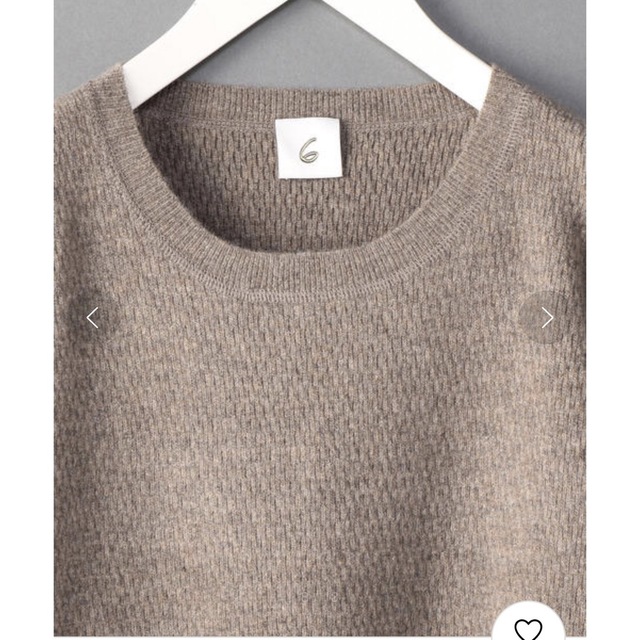 UNITED ARROWS(ユナイテッドアローズ)のSHOULDER 2HOLE KNIT ニット6ROKUビューティーアンドユース レディースのトップス(ニット/セーター)の商品写真