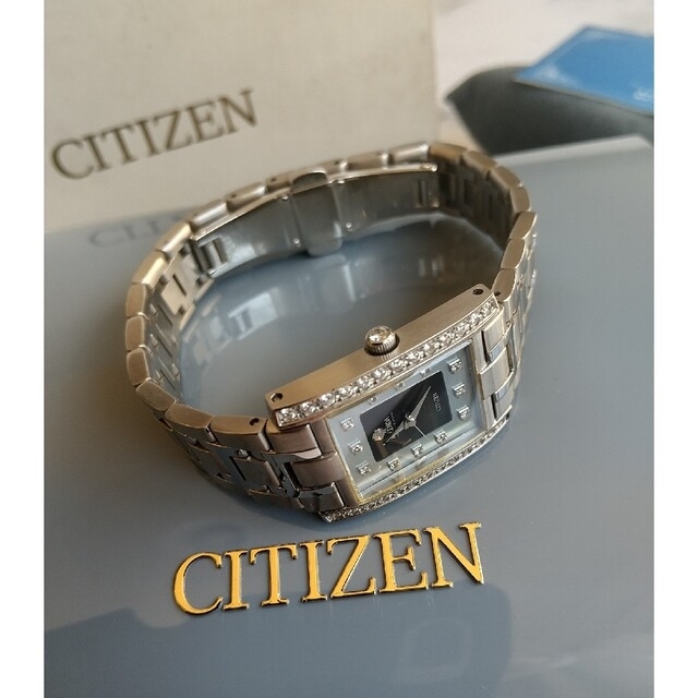 超希少 美品【稼働品】CITIZEN　シチズン　アセンダ　ダイヤベゼル　ホワイト