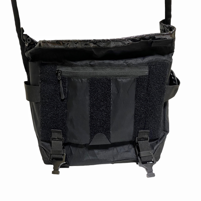 BAGJACK(バッグジャック)の【美品】バッグジャック 別注 メッセンジャー バッグ 黒 コブラバックル メンズのバッグ(メッセンジャーバッグ)の商品写真