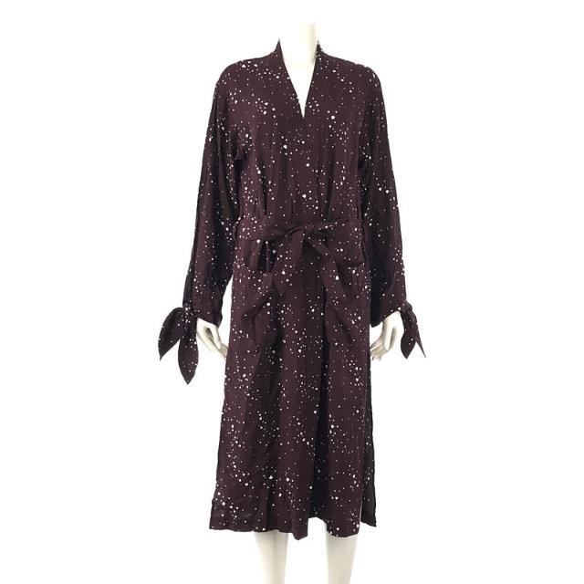 PHEENY(フィーニー)のPHEENY / フィーニー | Rayon heart printed robe ベルト付き ハート 総柄 レーヨンハートプリントローブ ガウン | F | ボルドー | レディース レディースのジャケット/アウター(その他)の商品写真