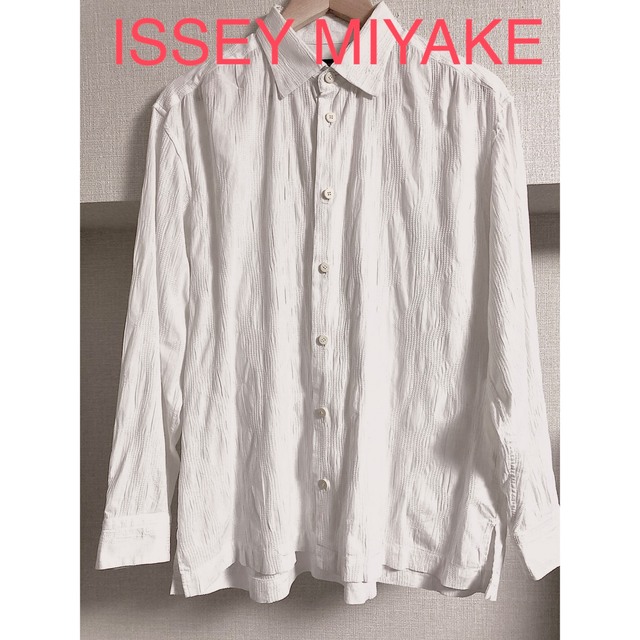 ISSEY MIYAKE(イッセイミヤケ)のイッセイミヤケ　シャツ メンズのトップス(シャツ)の商品写真